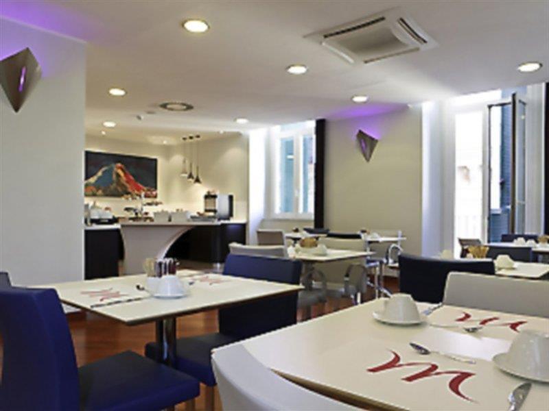 Mercure Napoli Centro Angioino Esterno foto